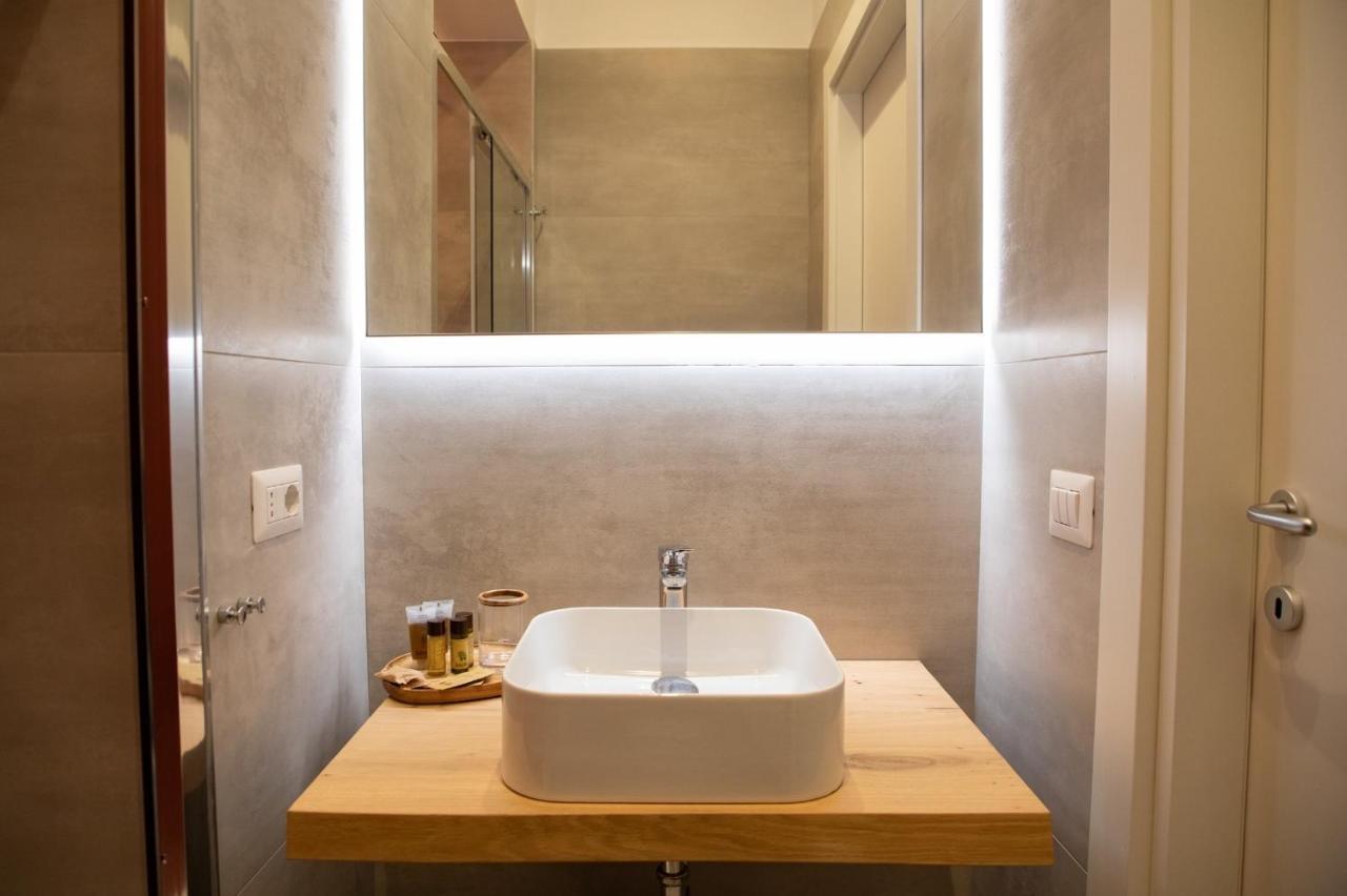 South Hands Luxury Rooms ナポリ エクステリア 写真