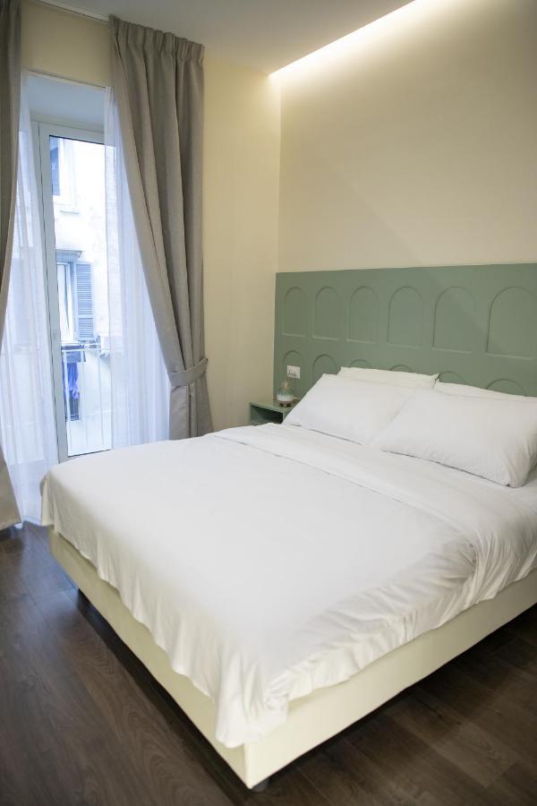 South Hands Luxury Rooms ナポリ エクステリア 写真